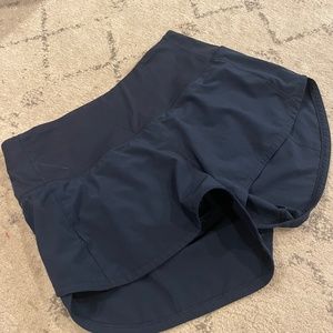 Lululemon run speed up short, size 6, color: true navy